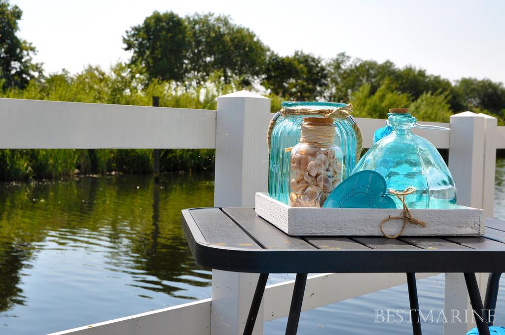 Bestmarine Waterchalets Flevo Marina Lelystad Kamer foto
